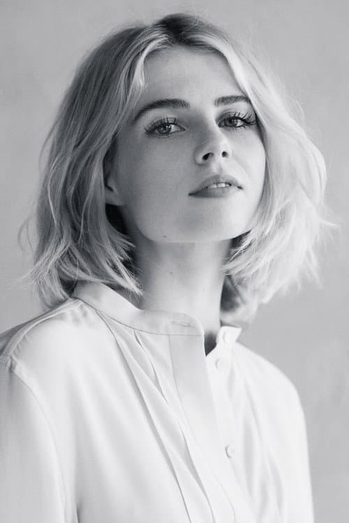 Фото Lucy Boynton