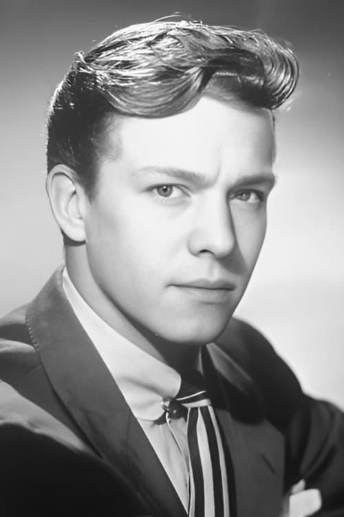 Lee MacGregor photo