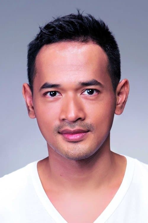 Oka Antara photo