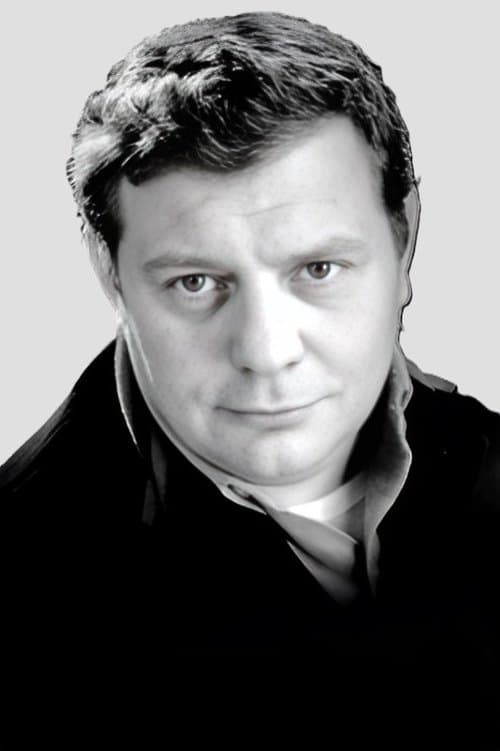 Фото Renzo Palmer