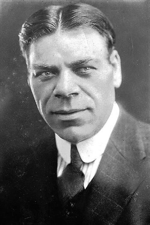 Dick Sutherland photo