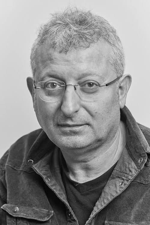 Gary Sinyor photo