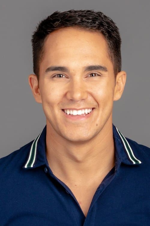 Фото Carlos PenaVega