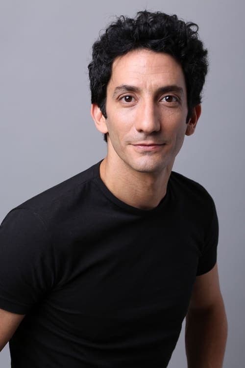 Фото Juan Minujín