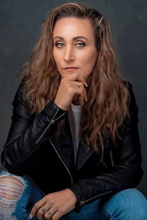 Amanda Larcombe photo