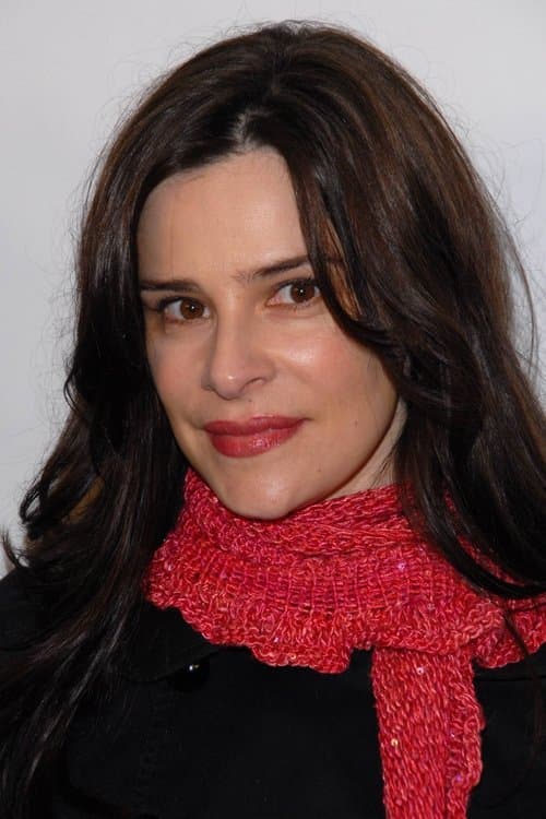 Sarah Lassez photo
