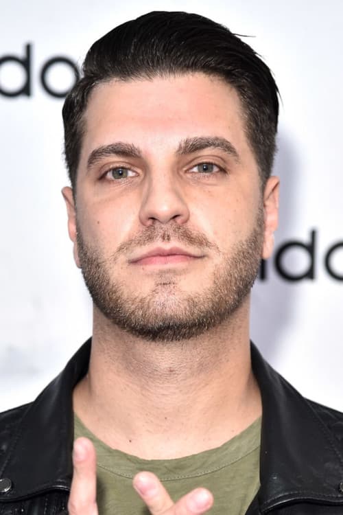 Фото Spencer Charnas