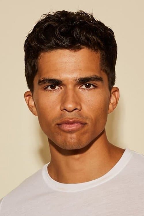 Alex Aiono photo