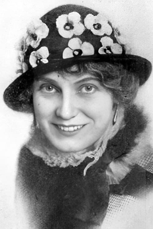Leona Hutton photo