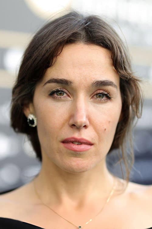 Arta Dobroshi photo