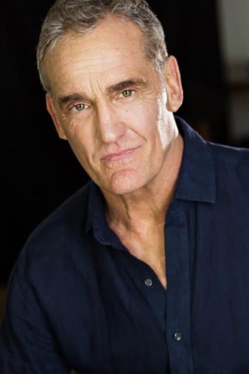 Фото John Wesley Shipp