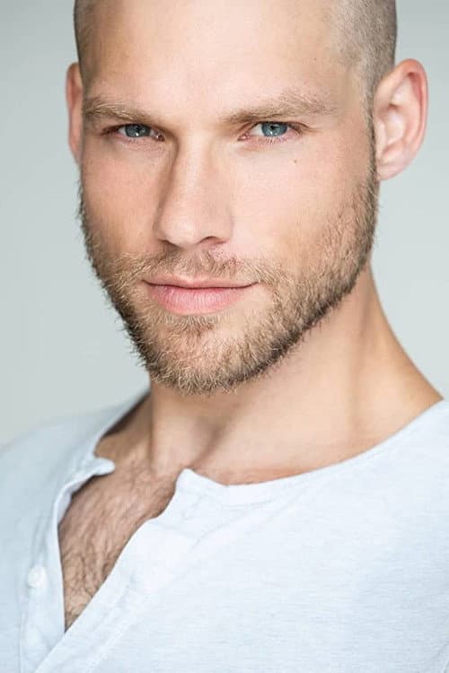 Фото Nathaniel Bacon