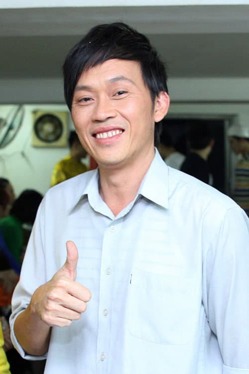 Hoài Linh photo