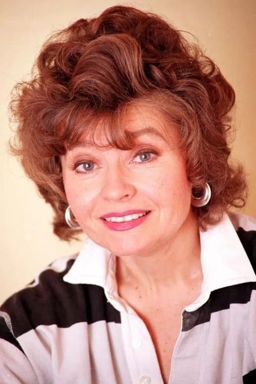 Прунелла Скейлз photo