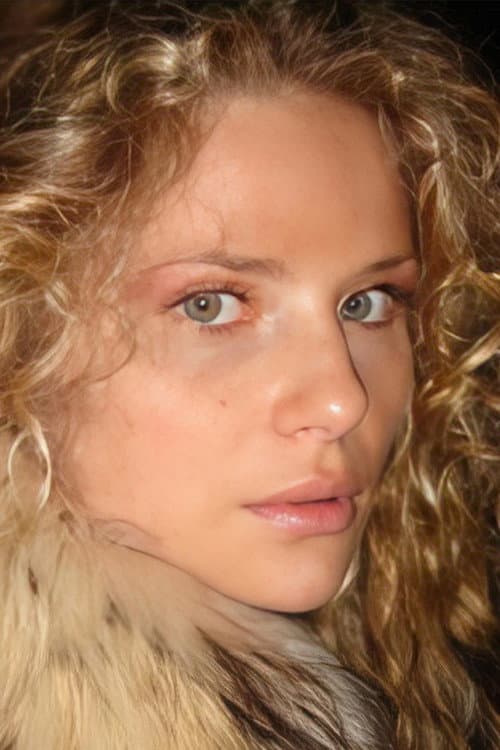 Ava Loraschi photo