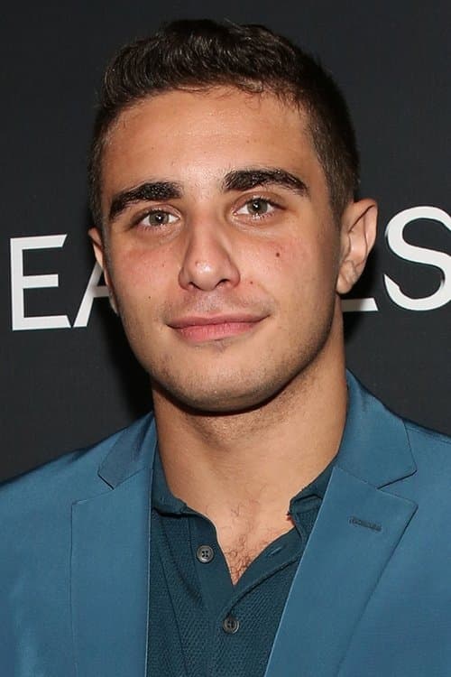 Jake Cannavale photo