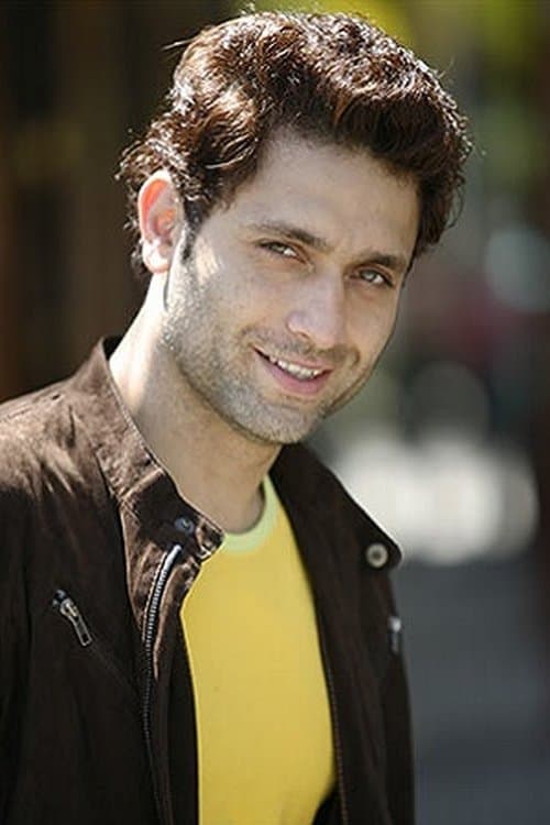 Shiney Ahuja photo