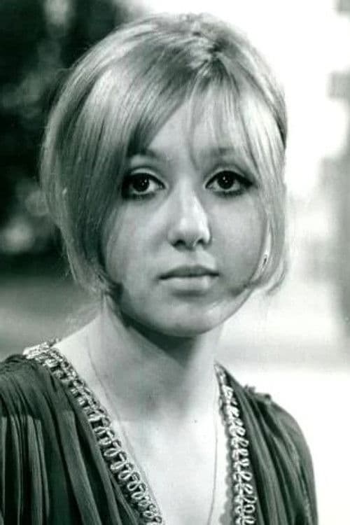 Adrienne Posta photo