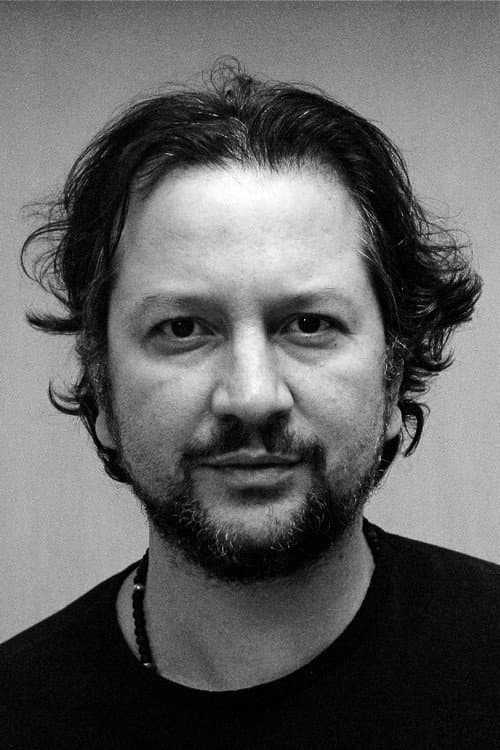 Sebastian Gutierrez photo