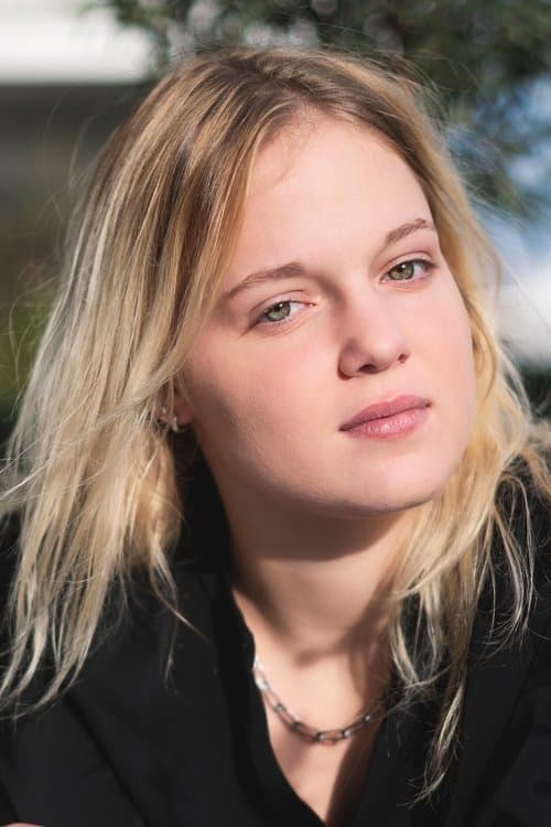 Justine Lacroix photo