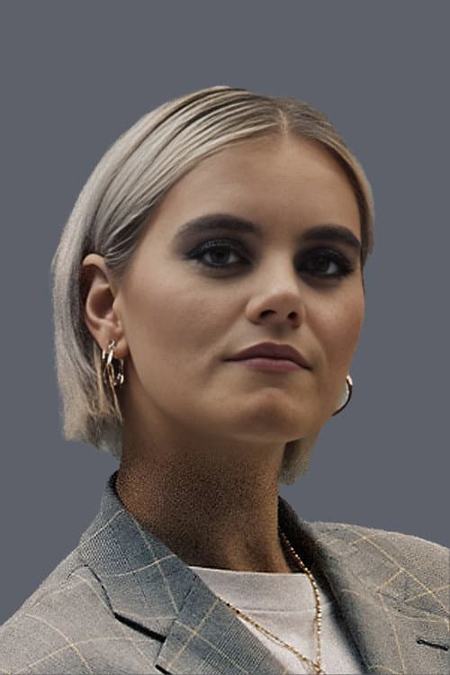 Taya Smith photo