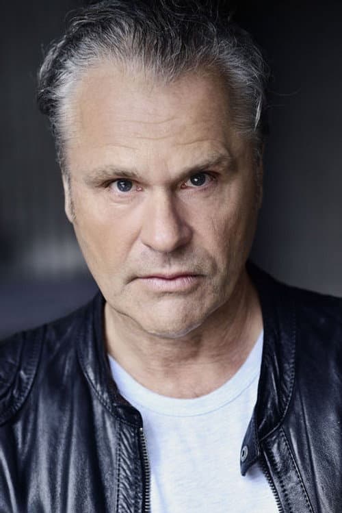 Christopher Gareisen photo
