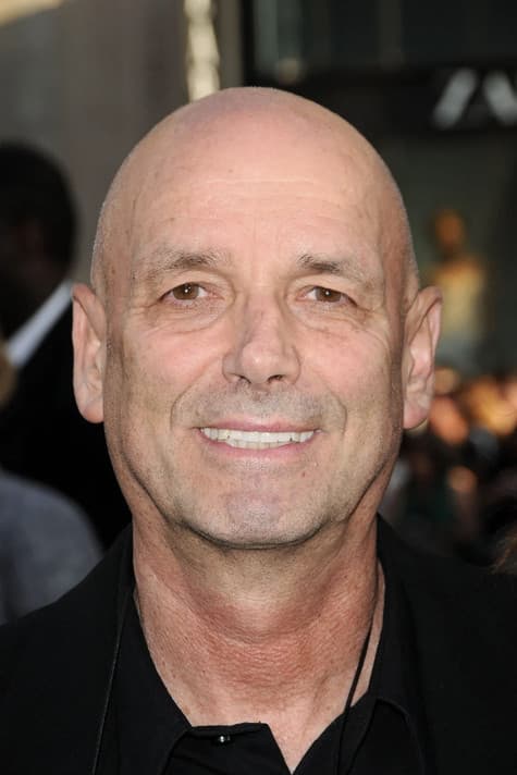 Фото Мартін Кемпбелл