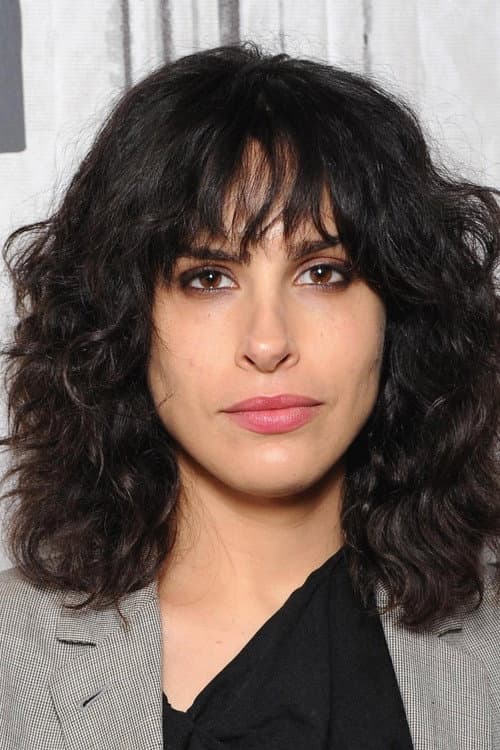 Фото Desiree Akhavan