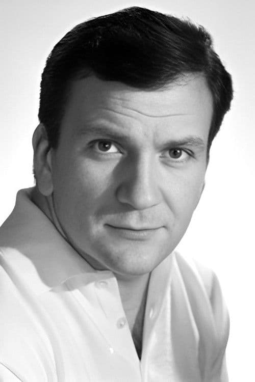 Pierre Mondy photo