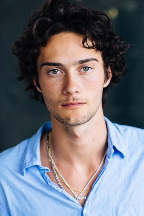 Oli Green photo