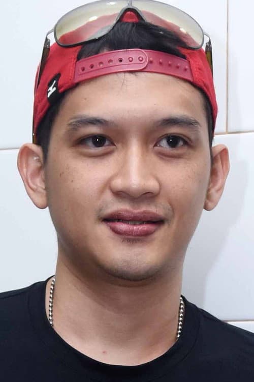 Rezky Aditya photo