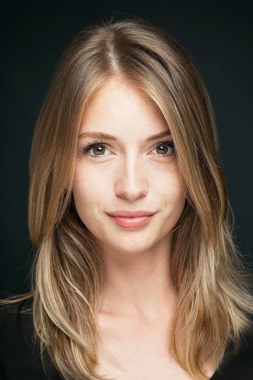 Фото Yasemin Kay Allen