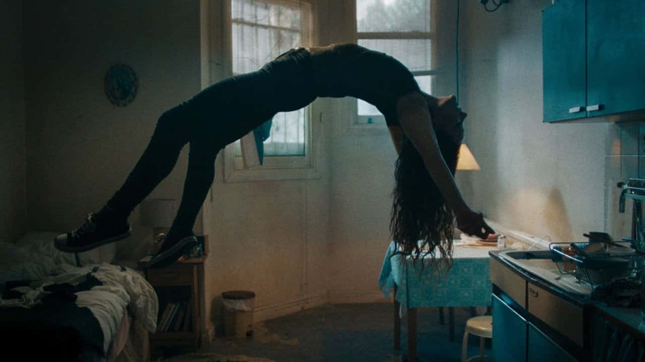 Кадр з фільму Свята Мод (2020)