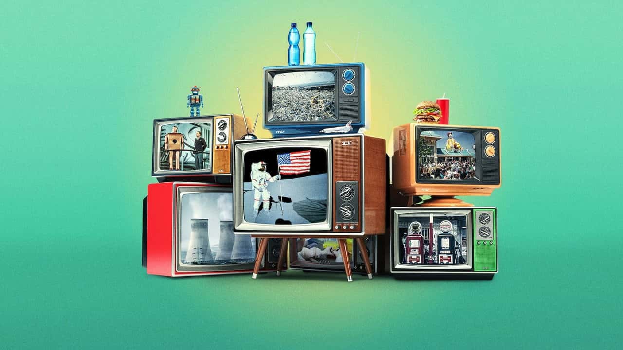 Кадр із серіалу Трохи історії (2020)