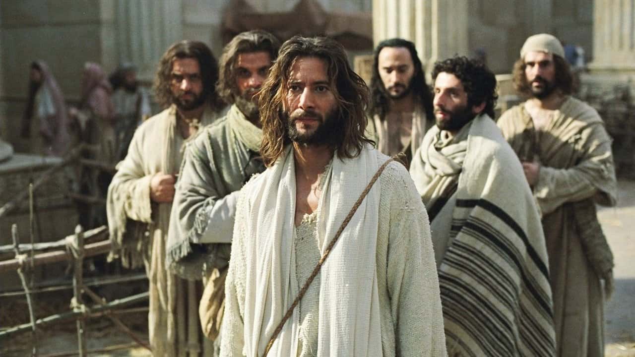 Кадр з фільму The Gospel of John (2003)