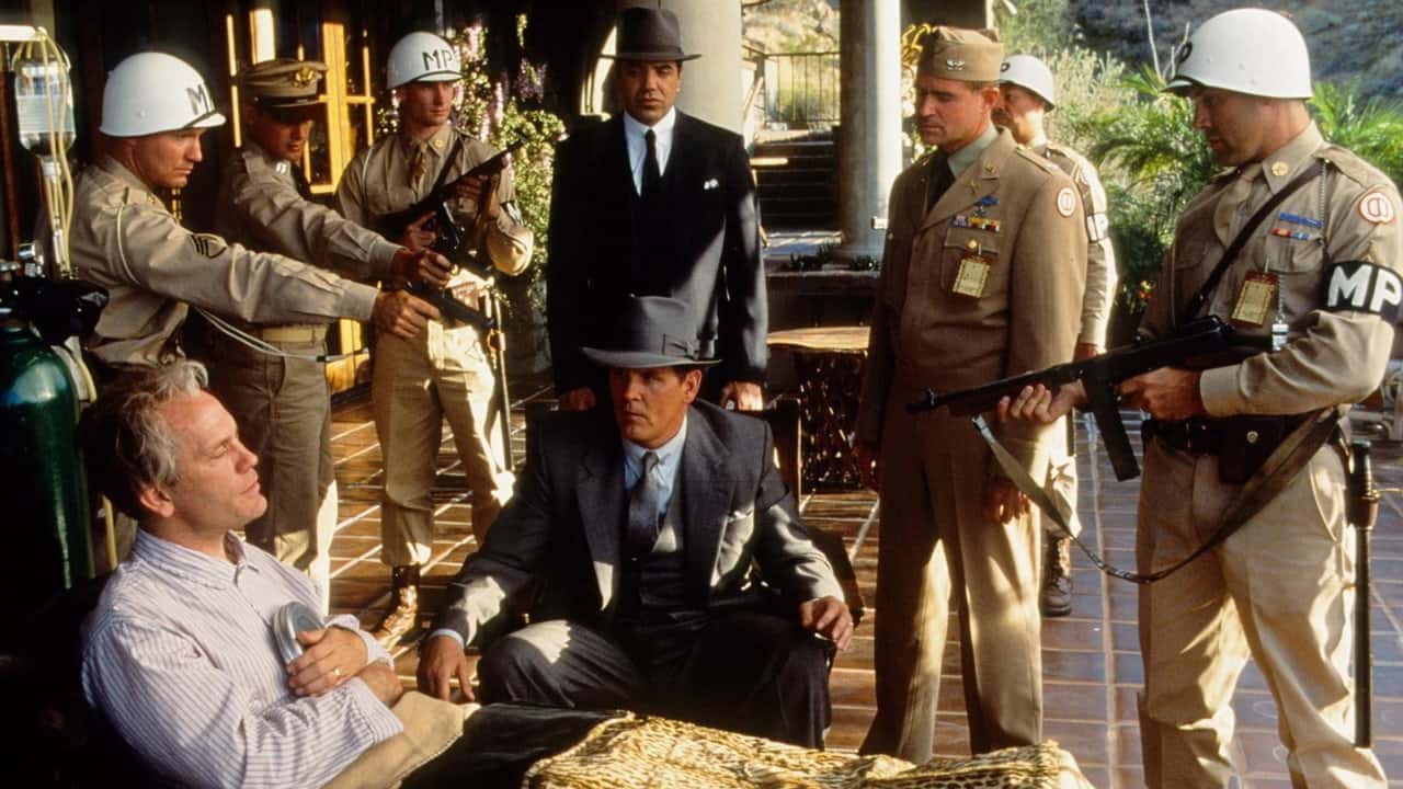Кадр з фільму Скеля Малголланд (1996)