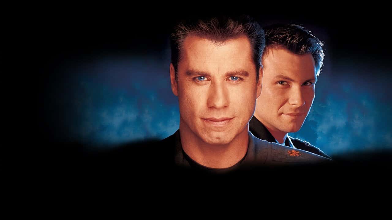 Кадр з фільму Зламана стріла (1996)