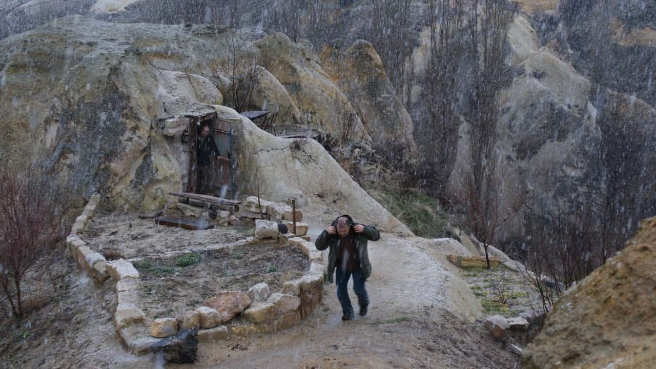 Кадр з фільму Зимова сплячка (2014)