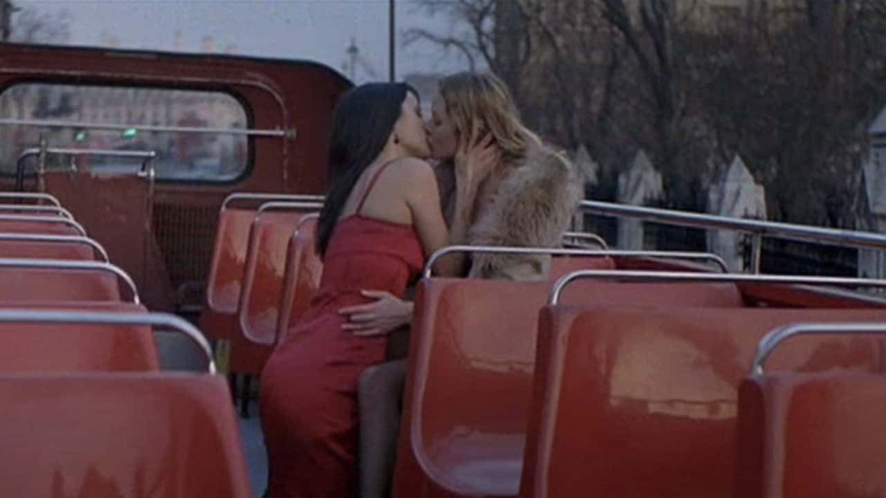 Кадр з фільму Приватні моменти (2005)