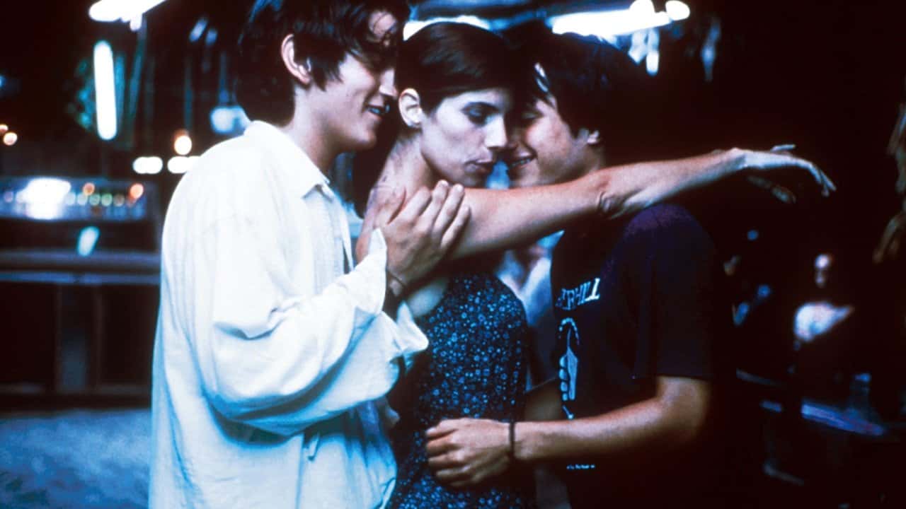 Кадр з фільму І твою маму теж (2001)