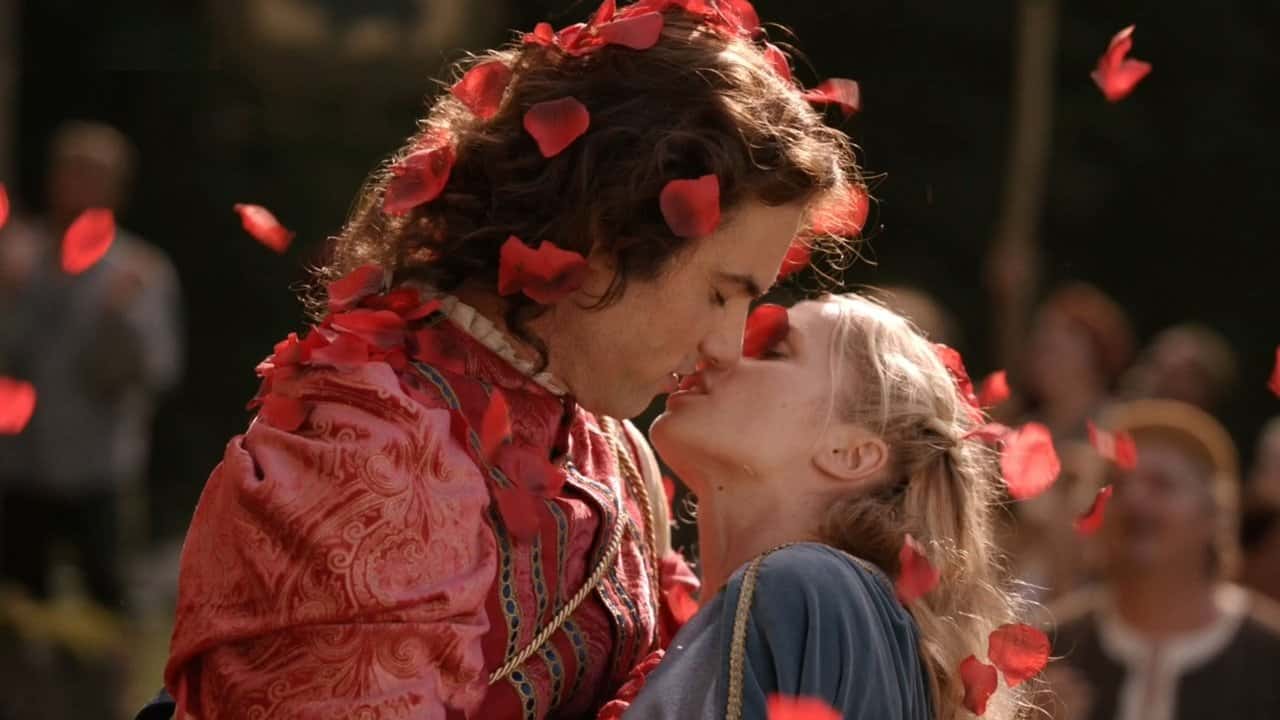 Кадр з фільму Красуня і чудовисько (2012)