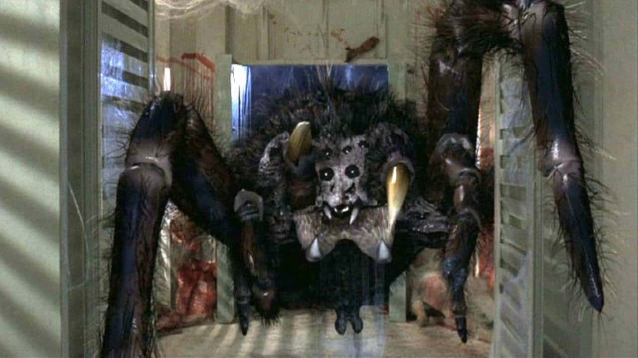 Кадр з фільму Павуки 2: Розплідник (2001)