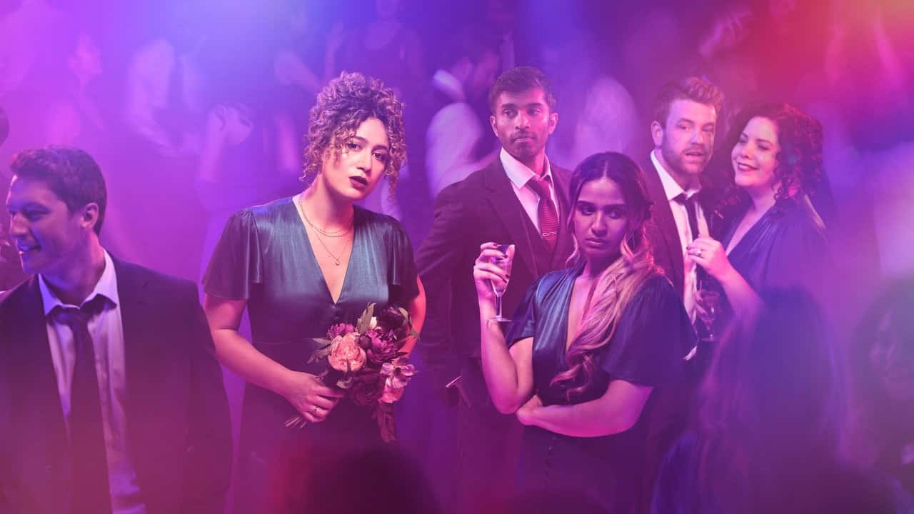 Кадр із серіалу Зіркова хвороба (2021)