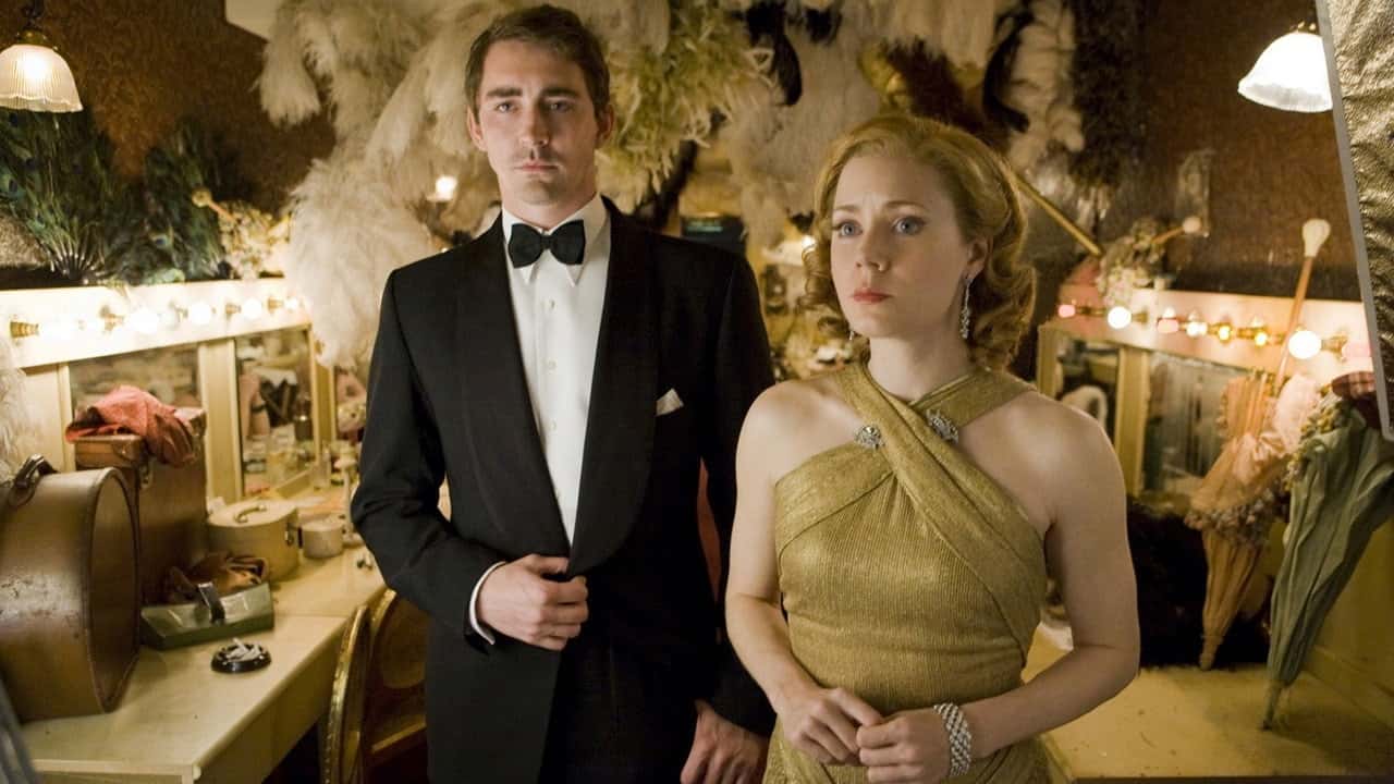 Кадр з фільму Міс Петтігрю (2008)