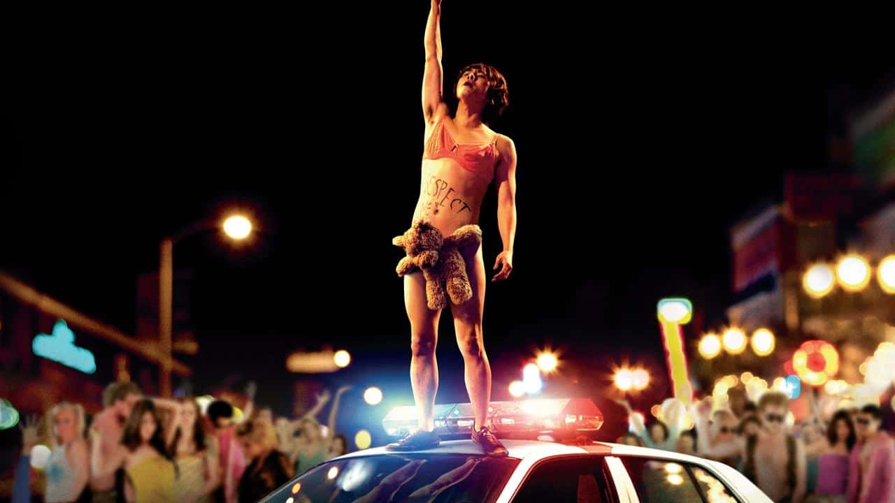 Кадр з фільму 21 і більше (2013)