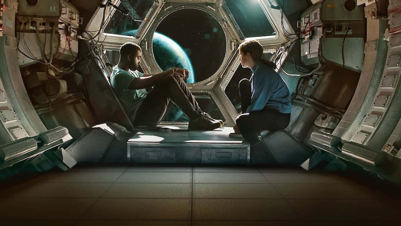 Кадр з фільму Далекий космос (2021)