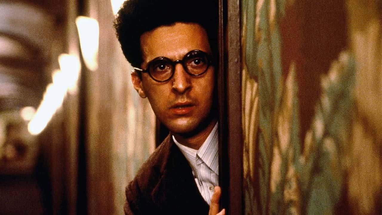 Кадр з фільму Бартон Фінк (1991)
