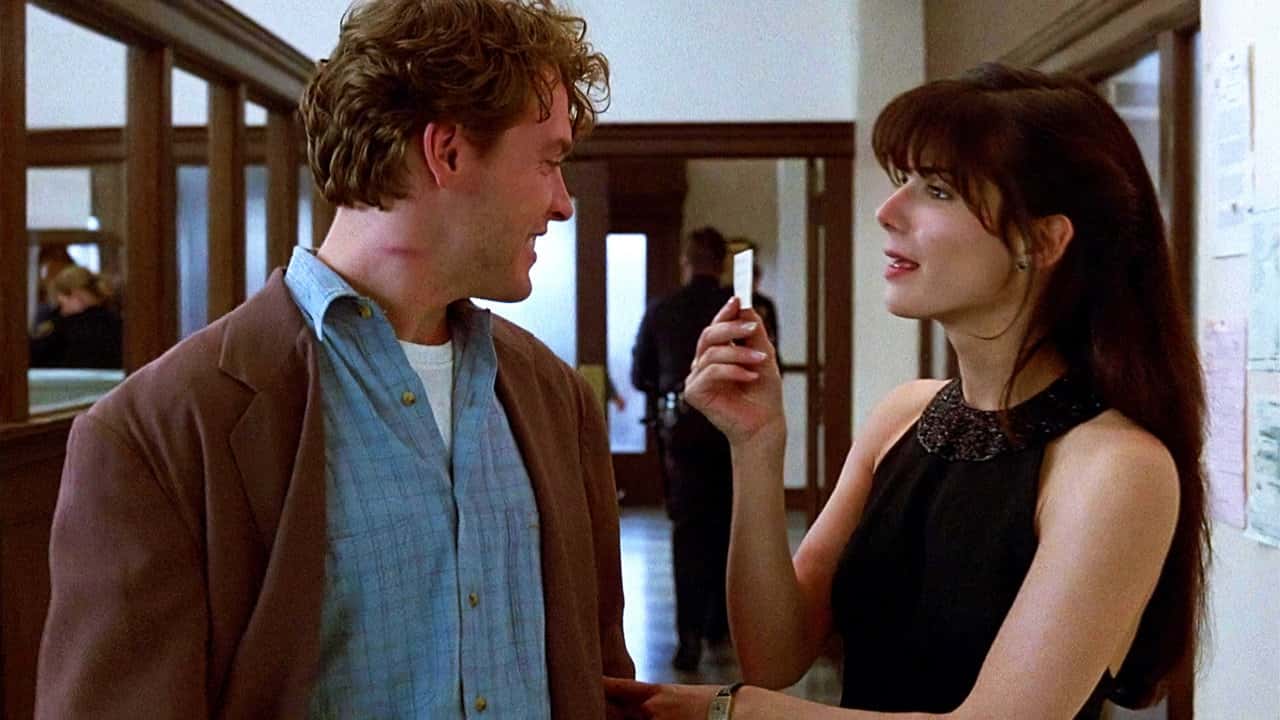 Кадр з фільму Любовний еліксир № 9 / Любовний напій №9 (1992)
