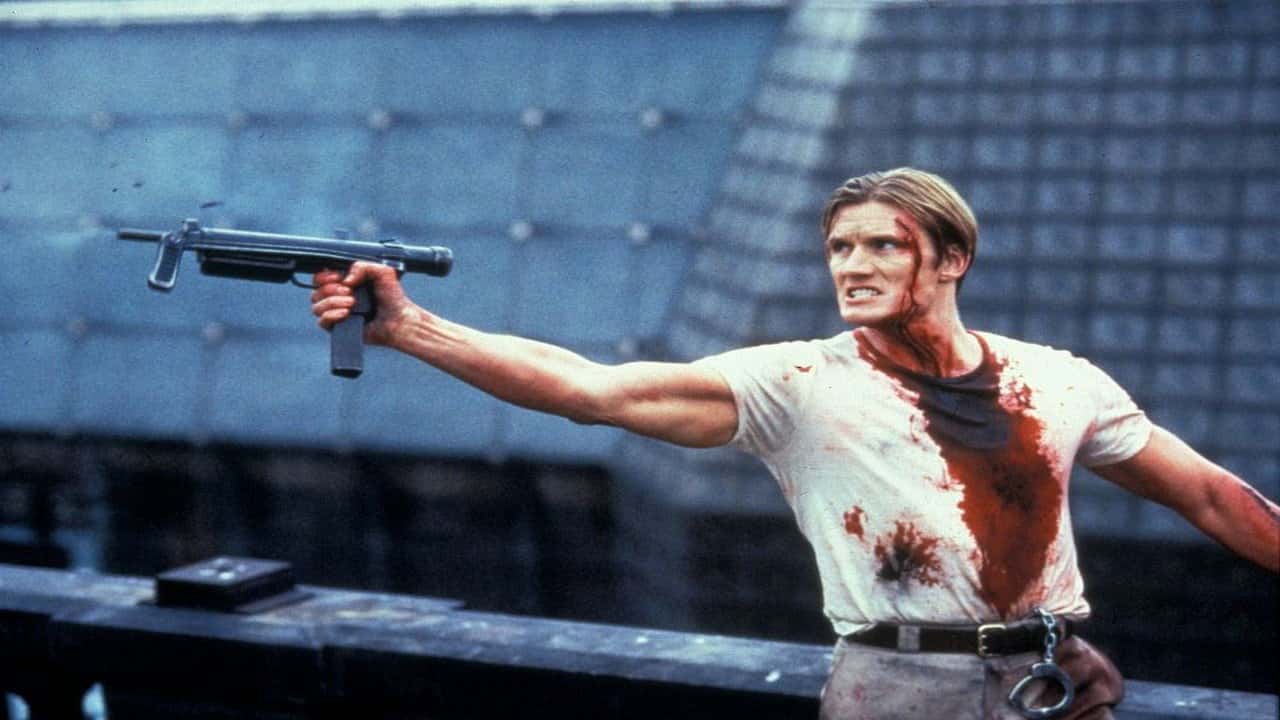 Кадр з фільму Стрілець (1995)