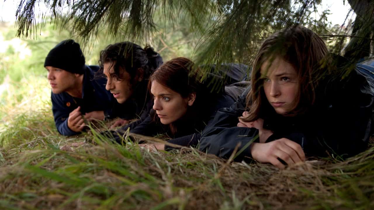 Кадр з фільму Вторгнення: Битва за рай (2010)